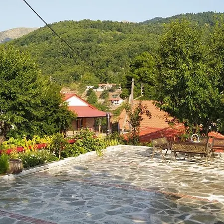 το πέτρινο Πανσιόν