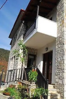 Petrino Pensiune Pezoúla